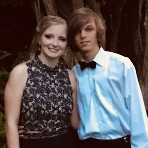 Meet your Posher, Hailey